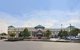 Holiday Inn Express & Suites Elk Grove Central - Hwy 99 By Ihg  United States Of America